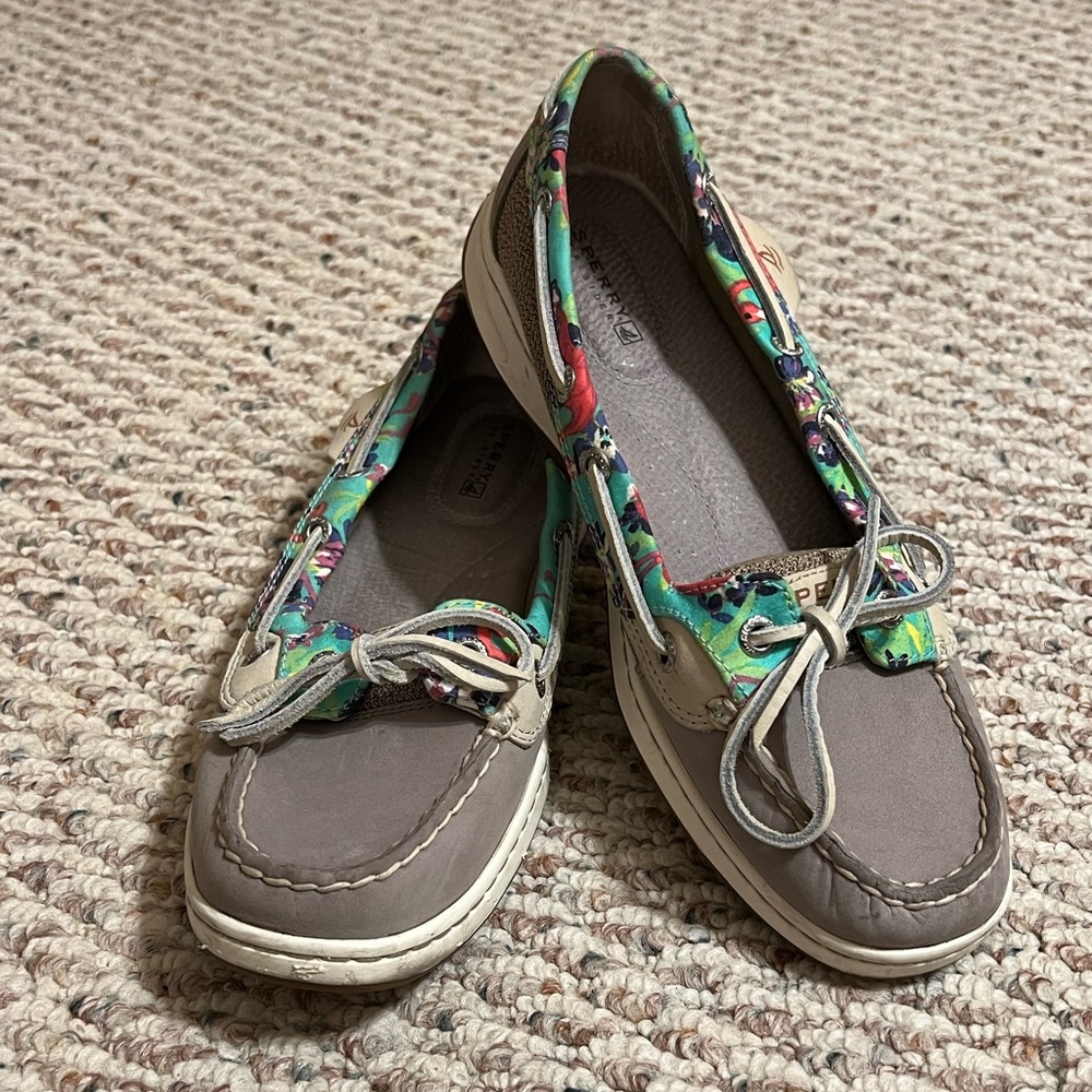 sperry angelfish grey
